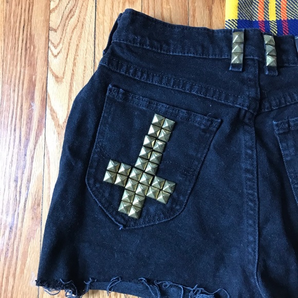 Vintage Lee Cutoff Jean Shorts Black Studded - Picture 6 of 7
